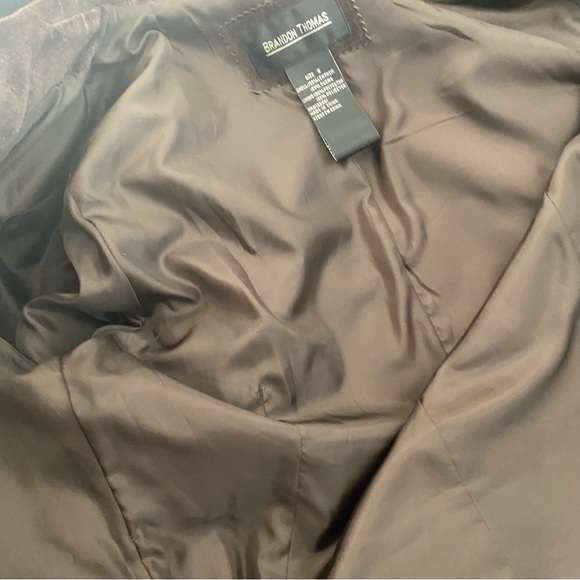 Brown Leather Jacket 🤎 Fall - Picture 5 of 9